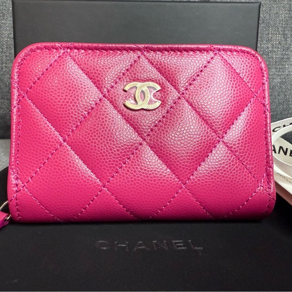 CHANEL CC Zippy Caviar Small Card Wallet RASPBERRY - Picture 3 of 11